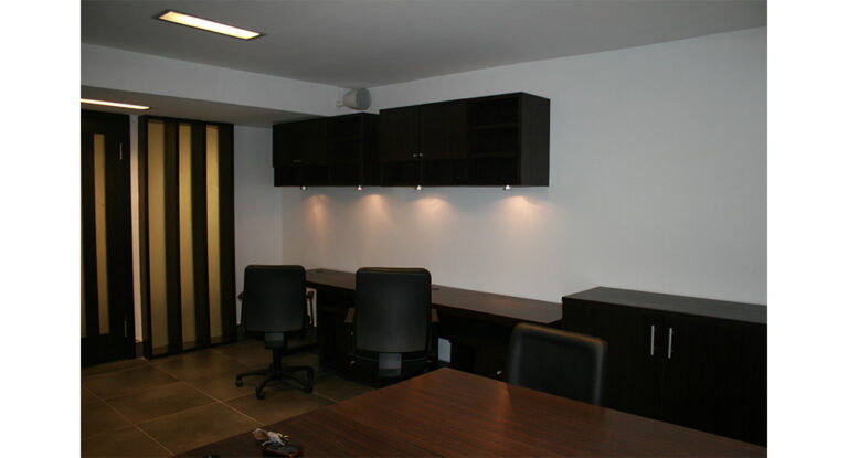 07_G Elias_012_BR_1000x540